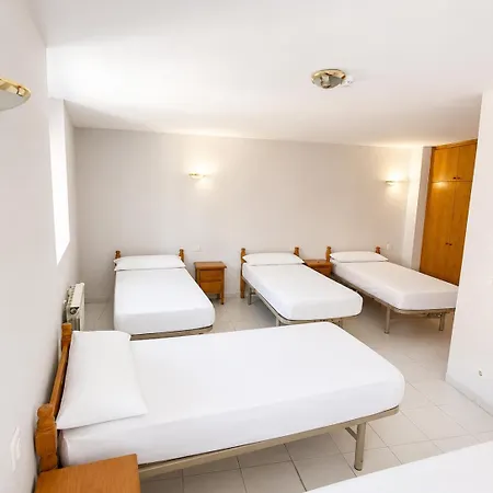 Hostel Municipal De Pradoluengo